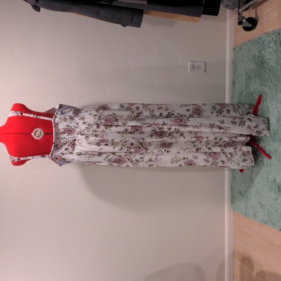 SOLD Torrid Plus Size Ethereal Maxi Princess Smocked Floral Dress Size 22 - Picture 12 of 17